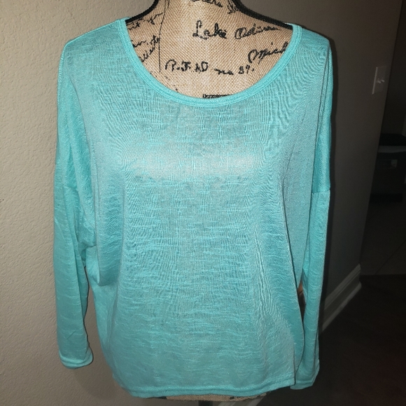 💚💙 NWOT Mint/Turquoise Green Hi - Lo Long Sleeve Baggy Scoop Neck Size: XL - Picture 1 of 3